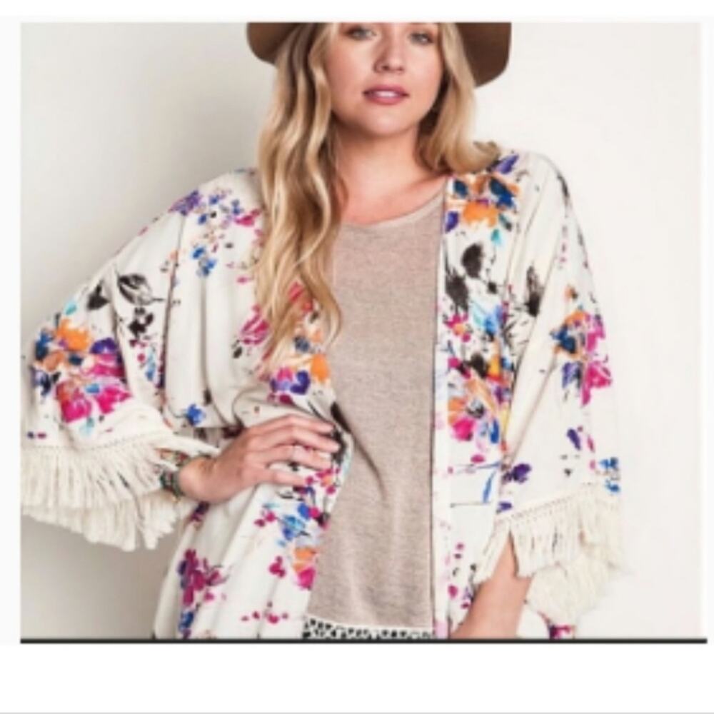 Umgee Floral Frindged Open Front Kimono Size Large